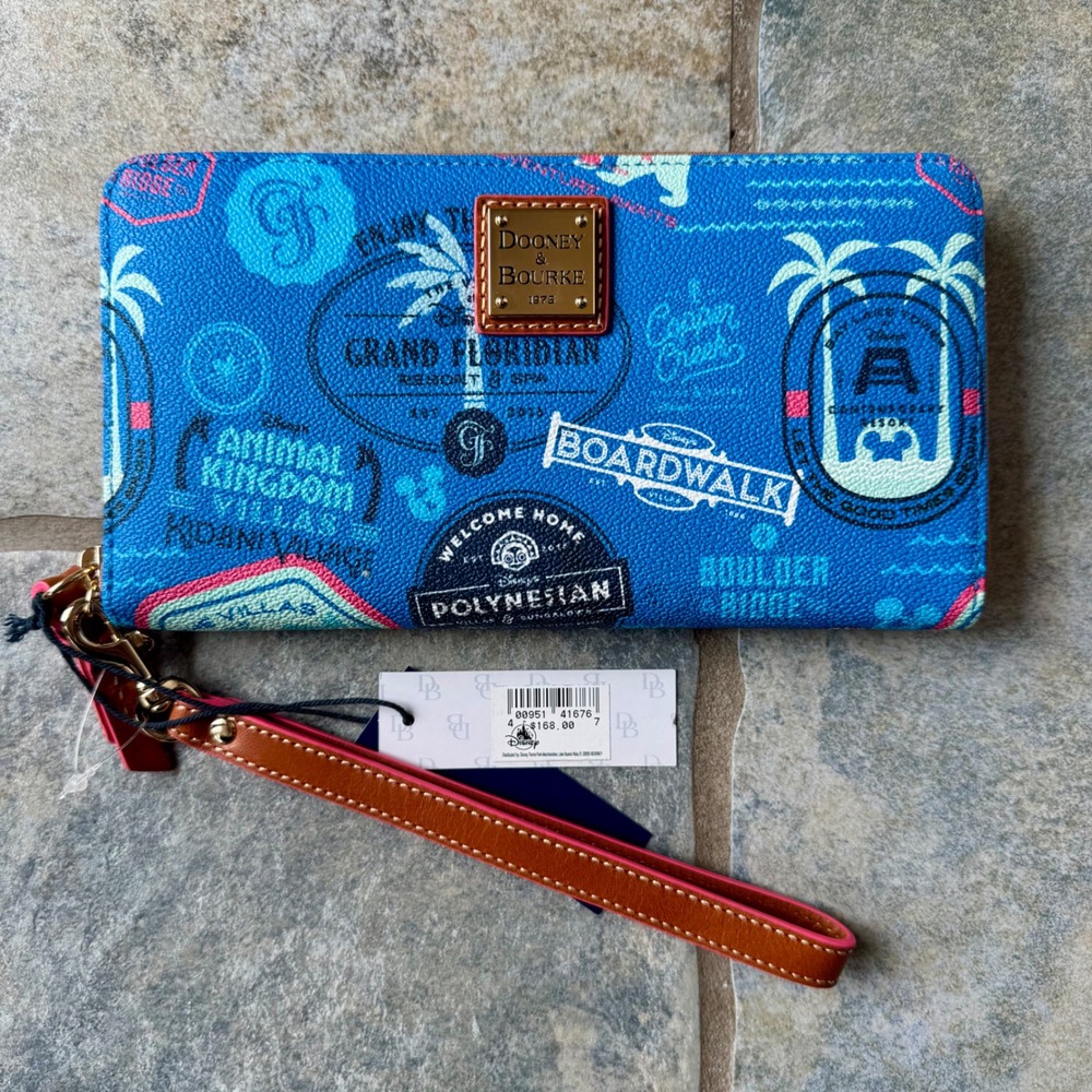NWT Dooney & Bourke Disney Vacation Club Wristlet Wallet - Rare DVC‎ Print